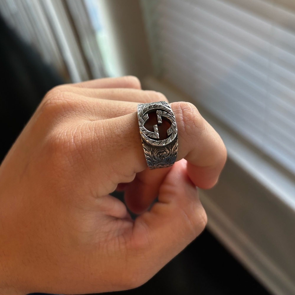 Gucci interlocking ring